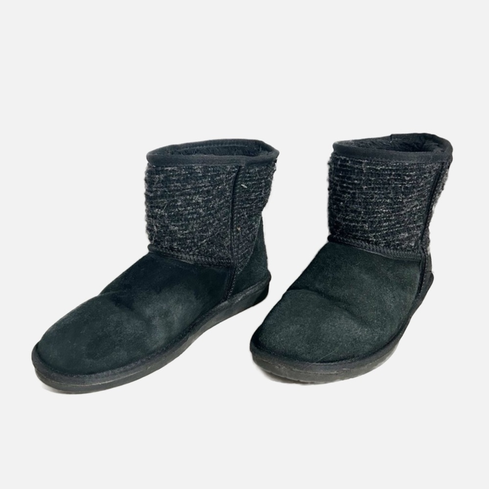 Minnetonka Suede Upper Wool Blend Sheepskin Lining Boot with Woven Top Size 10🖤🩶
